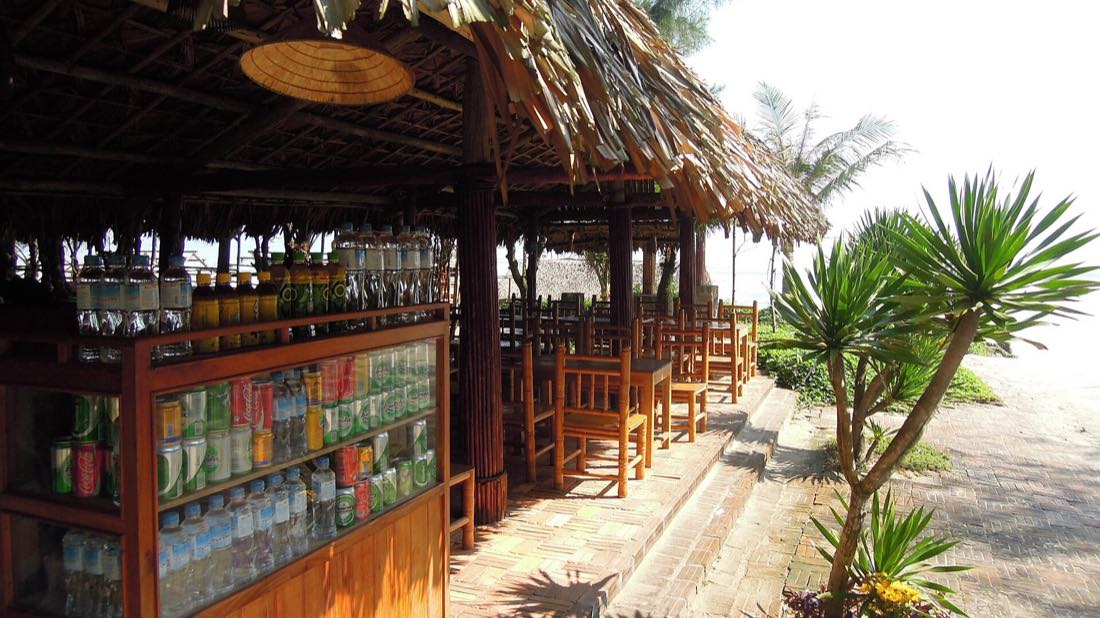 Cafes and shopfronts on the beach side of Da Nang